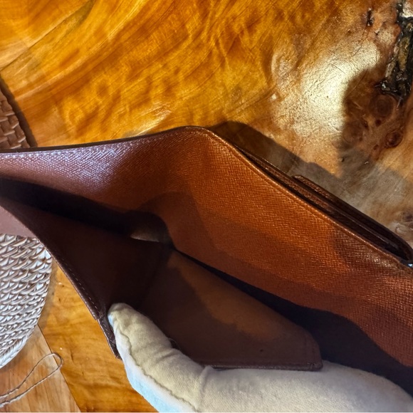 Louis Vuitton
Monogram Pattern Coated Canvas Elise - Picture 9 of 17